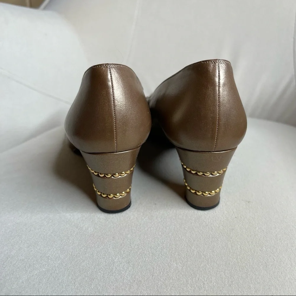 Vintage Stuart Weitzman Bronze Metallic 6.5 Low Heels point toe Studded Heel